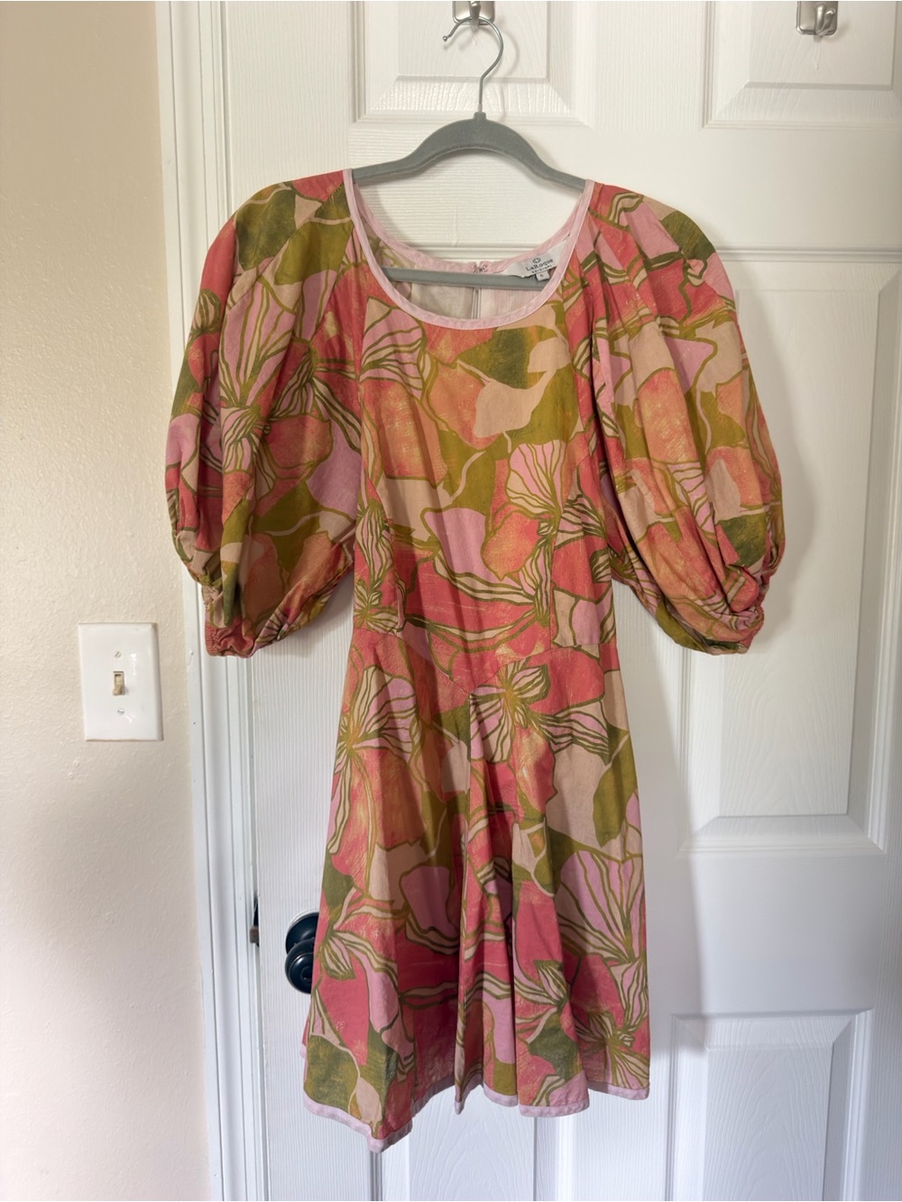 Puff-Sleeve Floral Mini Dress